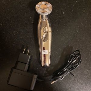 Time Master Pro anti aging/skin plumping tool